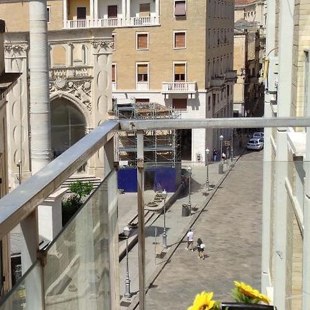 Apartamento La colonna Holiday house Lecce Exterior foto